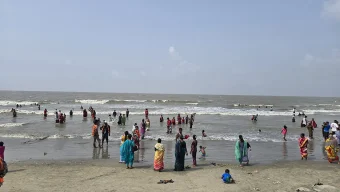লোডশেডিংয়ে বিপর্যস্ত কুয়াকাটা, মুখ থুবড়ে পড়ছে পর্যটন ব্যবসা