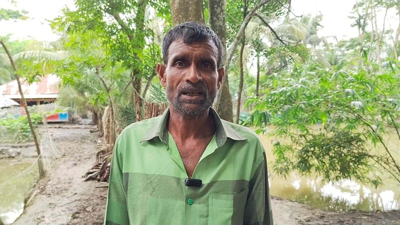 বরগুনায় মৃত ভেবে মিলাদ, ১৭ বছর পর বাড়ি ফিরলেন আলমগীর