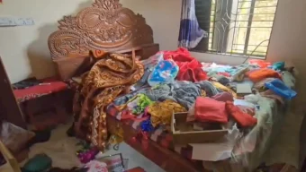কলাপাড়ায় স্ত্রীর সম্মান বাঁচাতে ডাকাতদের সঙ্গে লড়াই, গুলিবিদ্ধ স্বামী