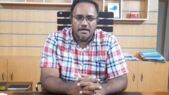 প্রয়োজনে লাশ পড়বে, চেয়ার ছাড়বো না, উপজেলা এলজিইডির প্রকৌশলী